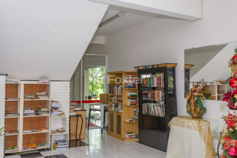 Image 44 - 327537