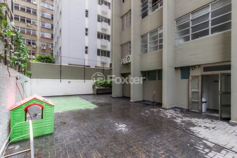Image 26 - 326022