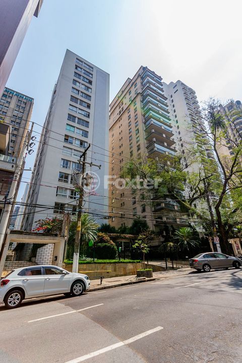 Image 61 - 692959