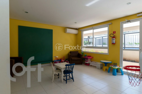 Image 27 - 1001114