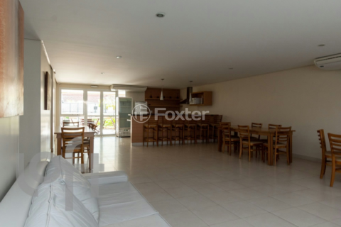 Image 32 - 1001114