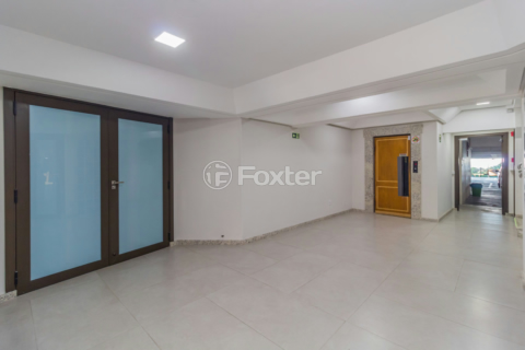 Image 34 - 206579