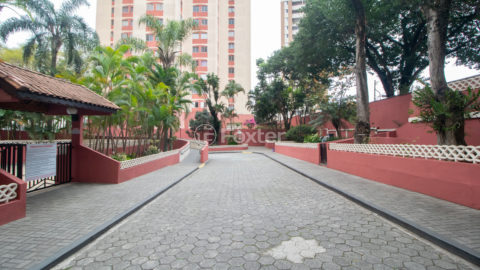 Image 37 - 1018877