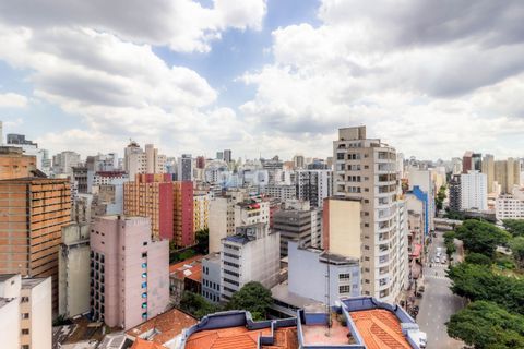 Image 16 - 1001705