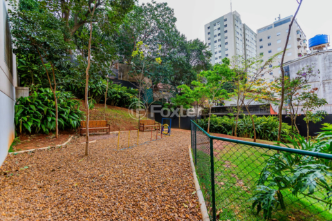 Image 70 - 315811