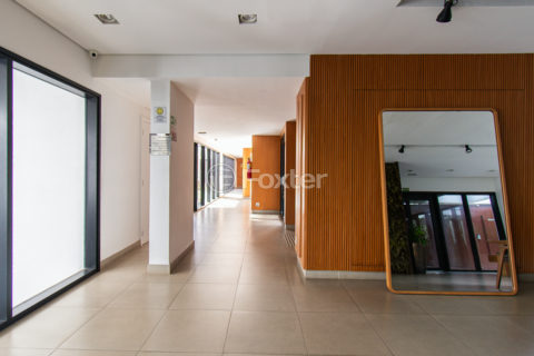 Image 11 - 1020646