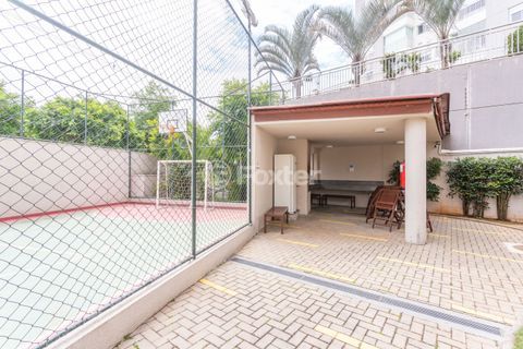 Image 32 - 960724