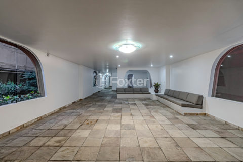 Image 36 - 1010390