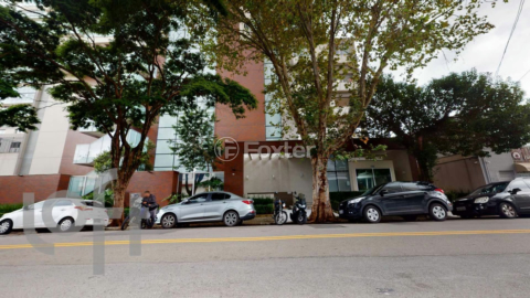 Image 65 - 1007570