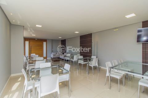Image 44 - 223741