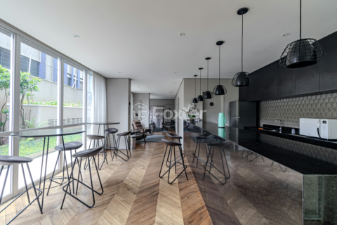 Image 39 - 836432