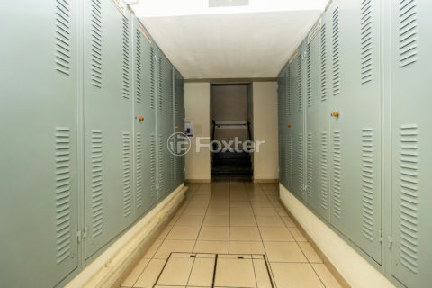 Image 32 - 1013328
