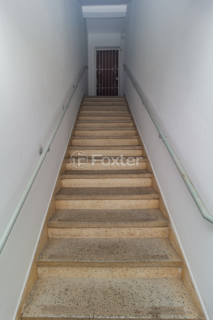 Image 8 - 1023978
