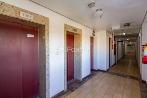 Image 32 - 856062