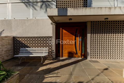 Image 30 - 990448