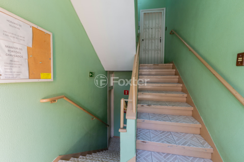Image 31 - 990448