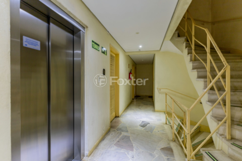 Image 34 - 998273