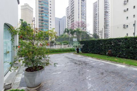 Image 74 - 736740