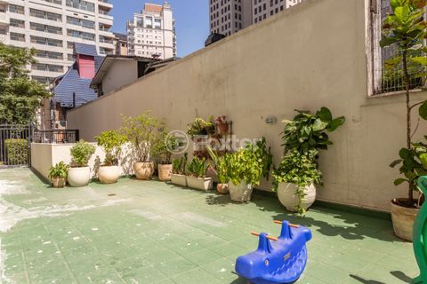 Image 66 - 852449