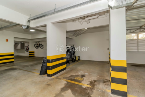 Image 6 - 49798
