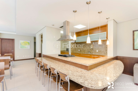 Image 30 - 993578