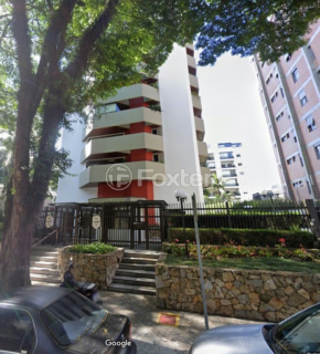 Image 71 - 1012649