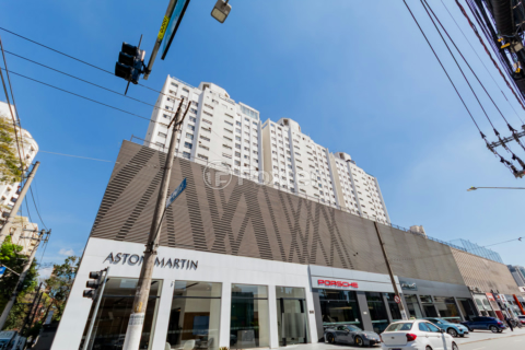 Image 34 - 647390