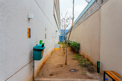 Image 80 - 882372