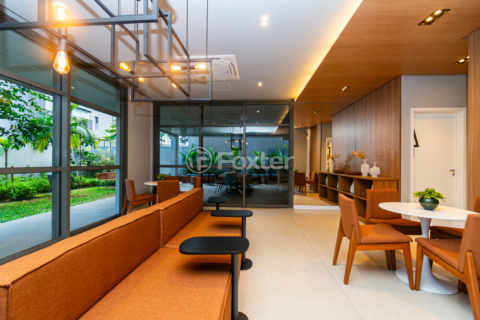 Image 77 - 746582