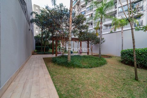 Image 29 - 1006800