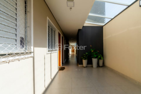 Image 23 - 1018157