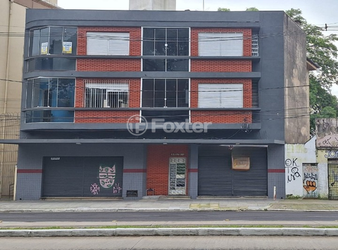 Image 29 - 818919