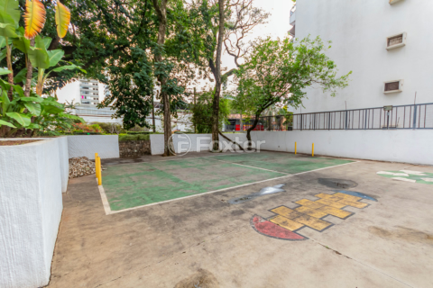 Image 63 - 812806