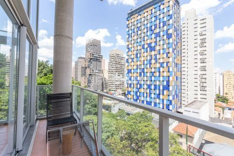 Image 62 - 809677