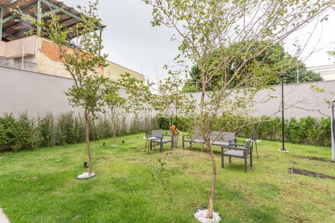 Image 33 - 335229
