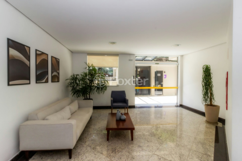 Image 39 - 847840