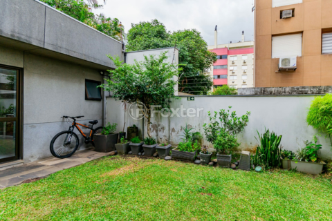 Image 48 - 967300
