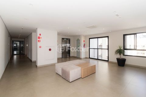 Image 21 - 328095