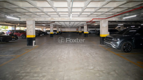 Image 49 - 1017256