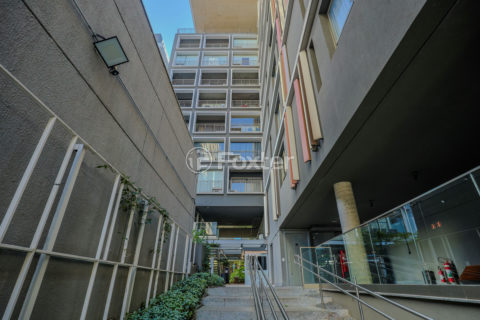 Image 5 - 615793