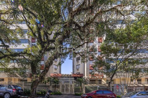 Image 15 - 5237