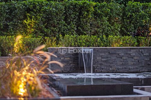 Image 44 - 143333