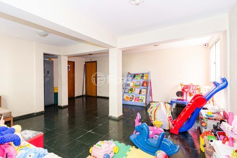 Image 33 - 958875