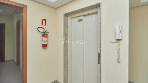 Image 33 - 1015033
