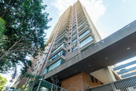 Image 32 - 1018739