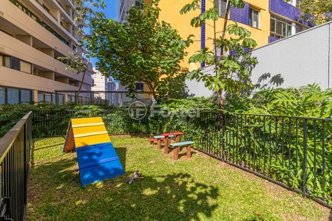 Image 19 - 1011872