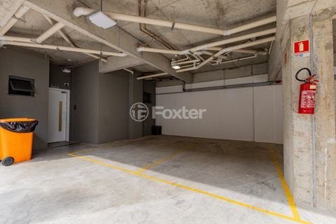 Image 60 - 868587