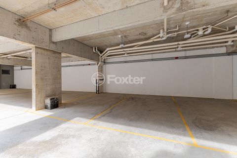 Image 62 - 868587