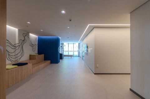 Image 3 - 1015681