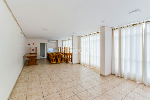Image 31 - 958046